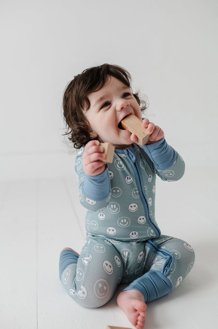 Babysprout Long Sleeve Zip Romper Heart Eyes