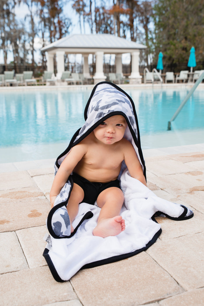 Copper Pearl Premium Knit Hooded Towel | Gunnar