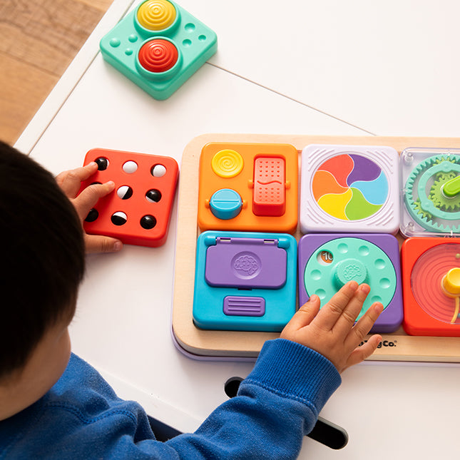 Fat Brain PlayTab Board + 6 Tiles
