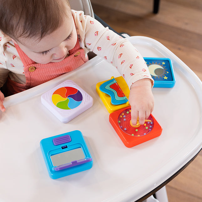 Fat Brain PlayTab Board + 6 Tiles