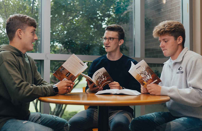 How to Be a Man: Learning From The Real Men Of The Bible Small Group Bundle