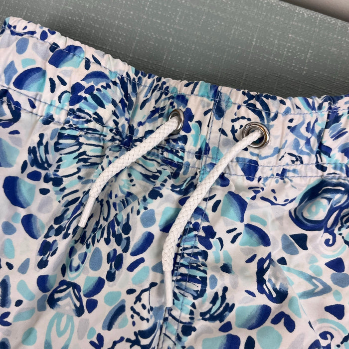 Lilly Pulitzer Junior Capri Trunk Resort White Call My Shell Phone XS