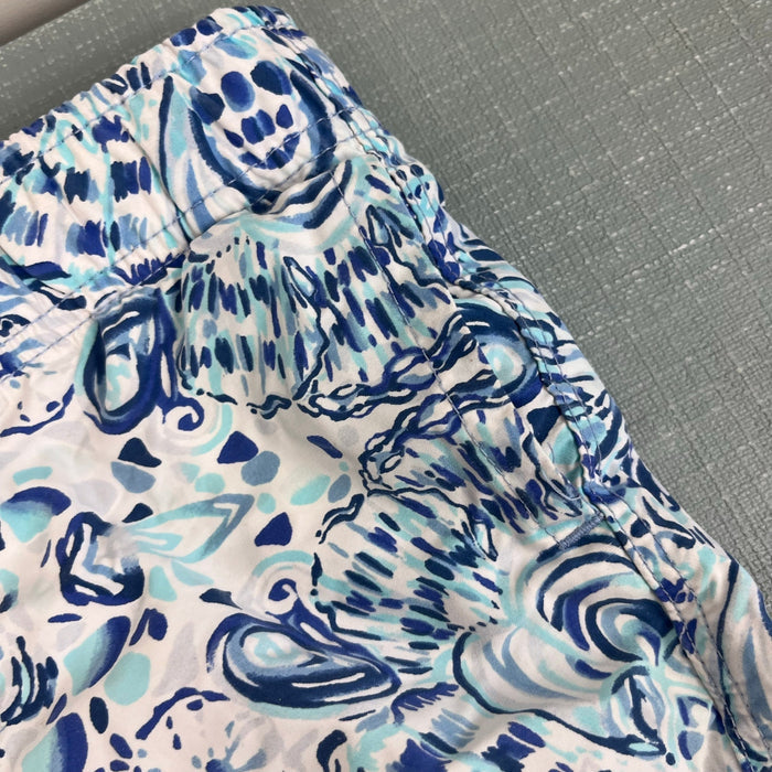 Lilly Pulitzer Junior Capri Trunk Resort White Call My Shell Phone XS