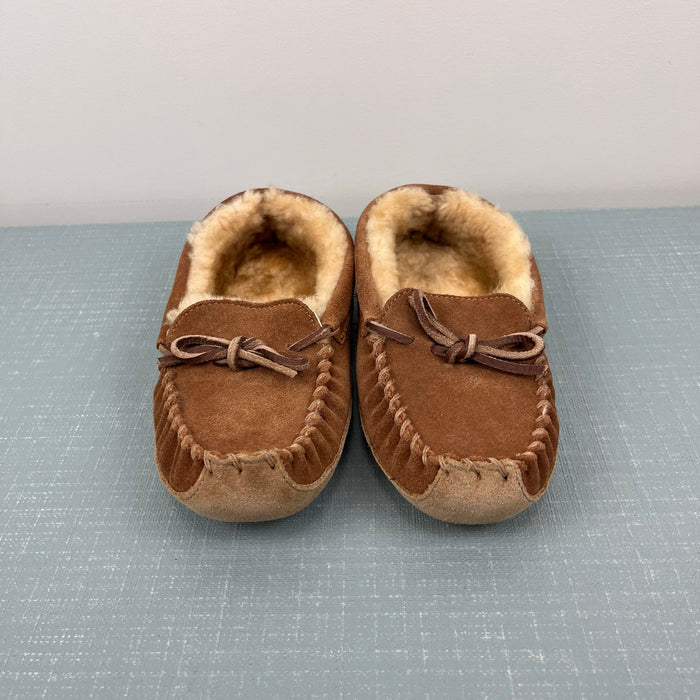 L.L. Bean Kids' Wicked Good Slippers 3 NWOT