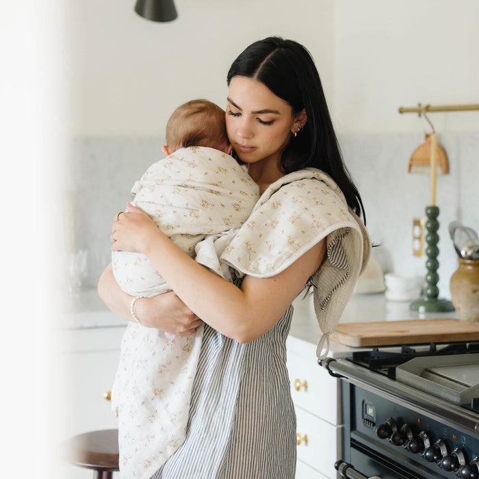 Oilo Dainty Floral & Sea Moss Sage Green Stripe Jersey Swaddle Set