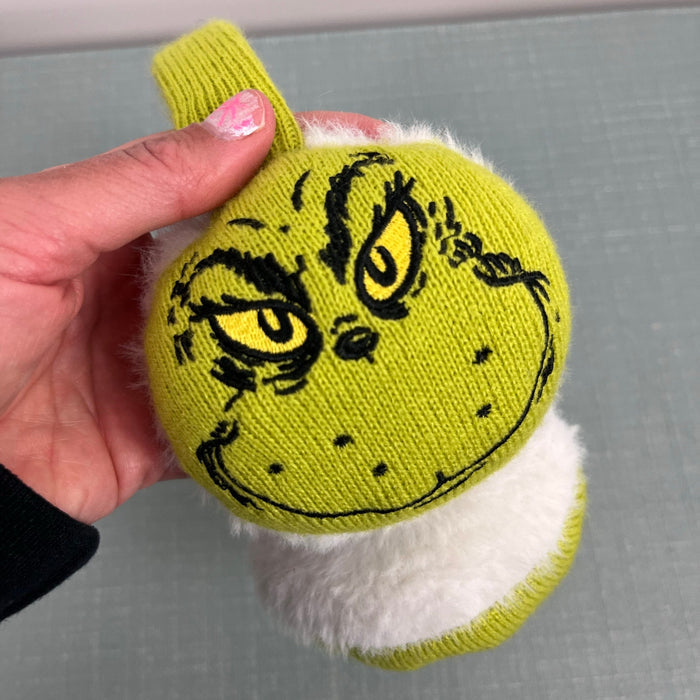 The Grinch Winter Earmuffs and Gloves Set