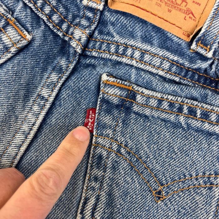 Vintage Levi's Cinched Waist Blue Jean Shorts 6