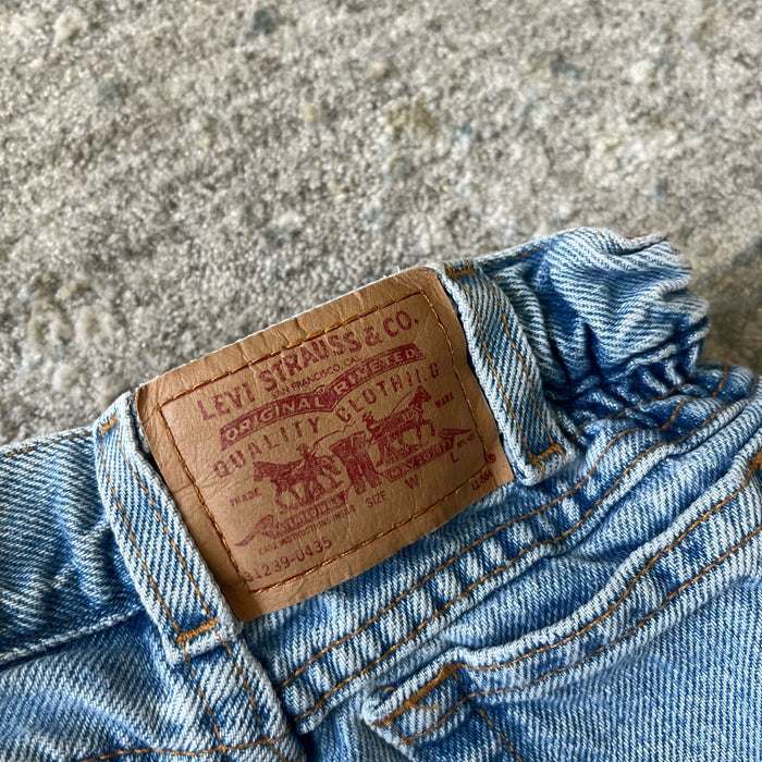 Vintage Levi's Cinched Waist Cut Off Blue Jean Shorts 6