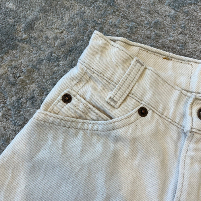 Vintage Levi's Ecru 550 Relaxed Fit Slim Orange Tab Jean Shorts 8