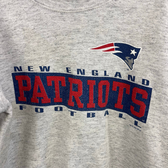 Vintage Salem Sportswear USA New England Patriots Football Sweatshirt 1995 M 10-12