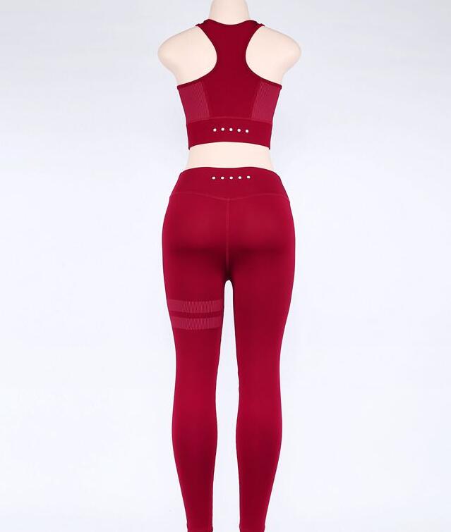 Women's Yoga and Fitness Sportswear Set Mimarta